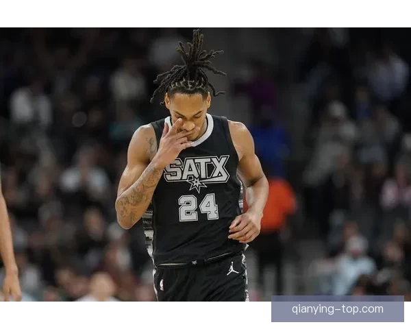 尚帕尼单季投中192记三分打破马刺队史纪录 自信来源于不懈努力